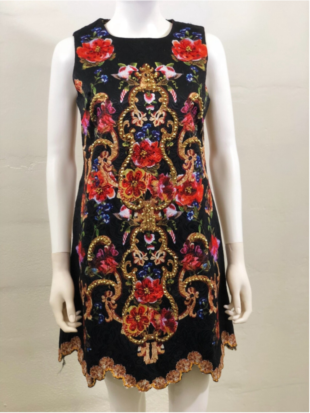 Women Flower dress black and red Size Small